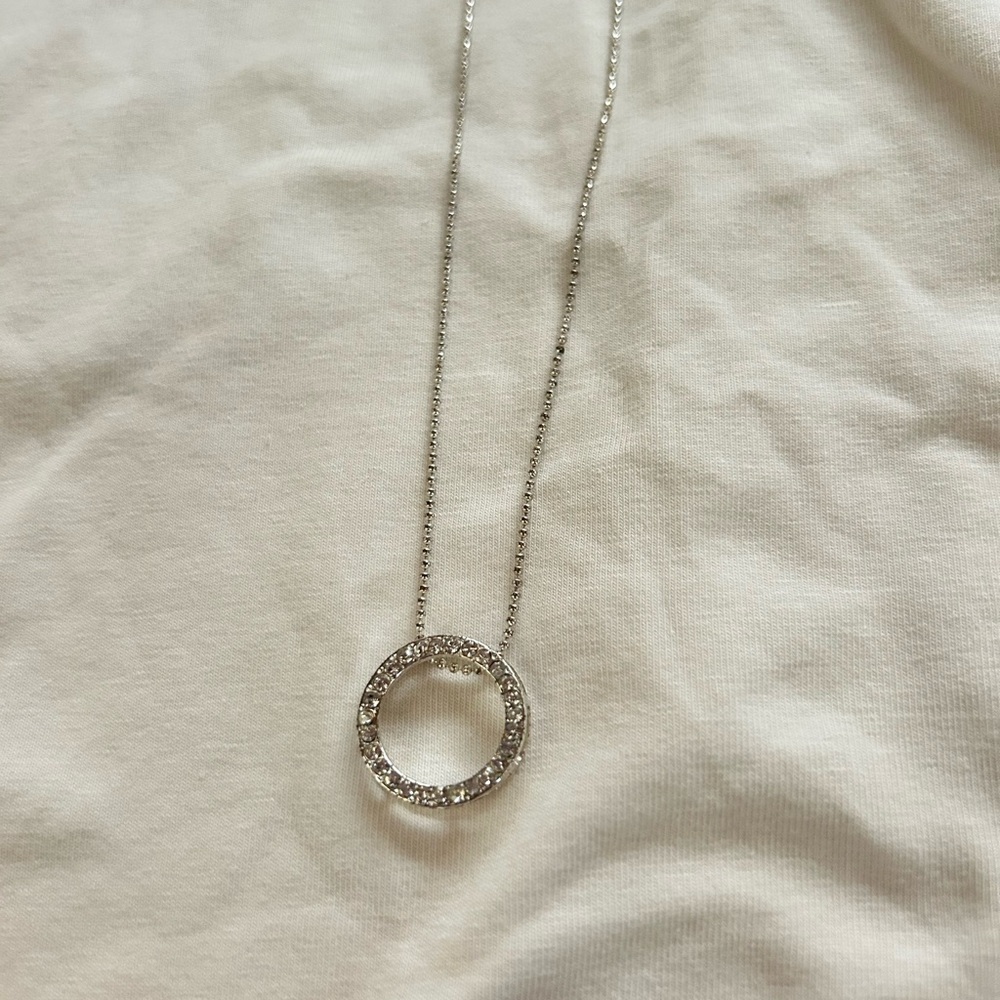 Elegant Silver Circle Pendant Necklace